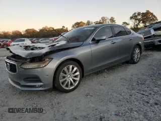 2017 Volvo S90 Momentum with VIN YV1A22MKXH1004479, listed as a Copart auction lot 81897894 with 0 mi miles and Salvage Title. Bid and sale history available at carsss.com. Image 1.