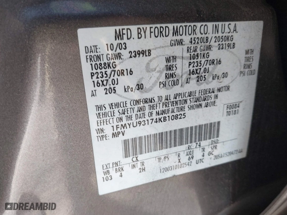 2004 Ford Escape XLT with VIN 1FMYU93174KB10825, listed as a IAAI auction lot 41703192 with 240,355 mi miles. Bid and sale history available at carsss.com. Image 9.
