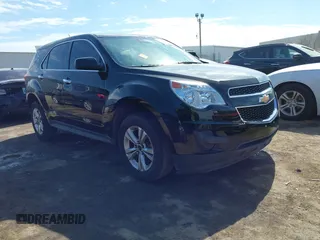 2015 Chevrolet Equinox LS z VIN 2GNALAEK2F1181182, wystawiony jako IAAI lot #41676389 z przebiegiem 158 307 mil mil oraz . Historia ofert i sprzedaży dostępna na DreamBid. Obrazek 1.