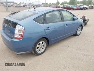 2008 Toyota Prius with VIN JTDKB20U187709573, listed as a IAAI auction lot 42250189 with 287,256 mi miles and . Bid and sale history available at DreamBid. Image 4.