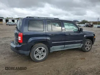2011 Jeep Patriot Latitude with VIN 1J4NF1GB1BD177051, listed as a Copart auction lot 79282224 with 175,060 mi miles and Salvage Title. Bid and sale history available at DreamBid. Image 3.