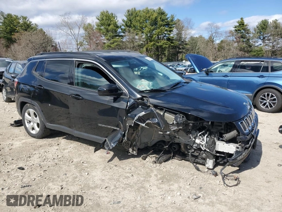 2019 Jeep Compass Latitude z VIN 3C4NJDBB5KT593286, wystawiony jako Copart lot #53249405 z przebiegiem 79 573 mil mil oraz Szkoda całkowita • Salvage title. Historia ofert i sprzedaży dostępna na DreamBid. Obrazek 4.