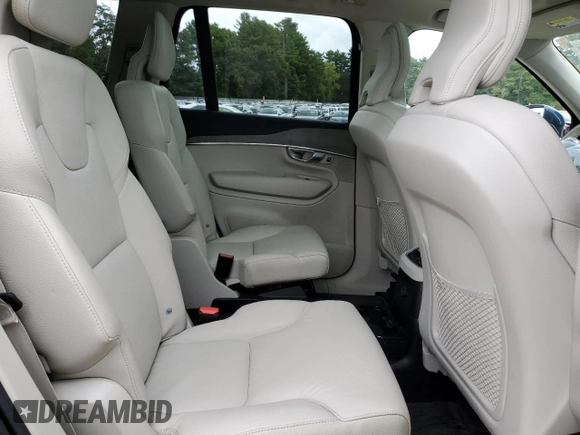 2023 Volvo XC90 Plus z VIN YV4H600N7P1982270, wystawiony jako Copart lot #71889094 z przebiegiem 9 077 mil mil oraz Szkoda całkowita • Salvage title. Historia ofert i sprzedaży dostępna na DreamBid. Obrazek 11.