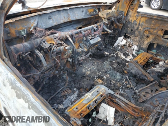 2010 Toyota Tundra с VIN 5TFUM5F15AX005061, выставлен на аукционе Copart как лот 51823565 с пробегом Не указан миль и Списание • Salvage title. История ставок и продаж доступна на DreamBid. Изображение 8.