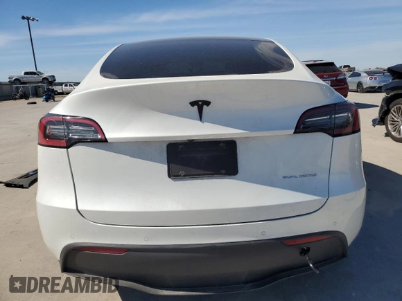 2022 Tesla Model Y Long Range with VIN 7SAYGAEE6NF506405, listed as a Copart auction lot 50392655 with 36,866 mi miles and Salvage Title. Bid and sale history available at DreamBid. Image 6.