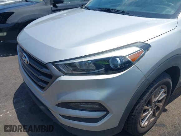2016 Hyundai Tucson SE z VIN KM8J3CA40GU123598, wystawiony jako IAAI lot #42352806 z przebiegiem 95 622 mil mil oraz . Historia ofert i sprzedaży dostępna na DreamBid. Obrazek 6.