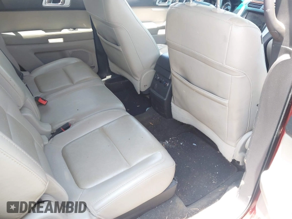 2014 Ford Explorer XLT z VIN 1FM5K7D80EGB99571, wystawiony jako IAAI lot #42559604 z przebiegiem 180 530 mil mil oraz . Historia ofert i sprzedaży dostępna na DreamBid. Obrazek 8.