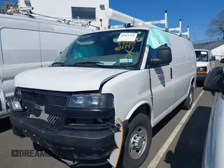 2024 Chevrolet Express Cargo with VIN 1GCWGAFPXR1274619, listed as a IAAI auction lot 41811735 with 11,970 mi miles and . Bid and sale history available at DreamBid. Image 17.