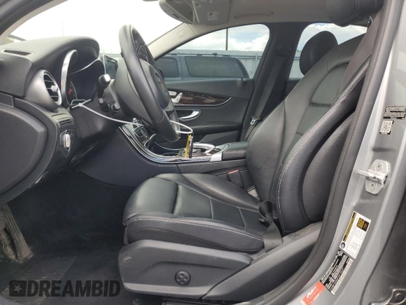 2015 Mercedes-Benz C 300 Luxury with VIN 55SWF4KB6FU013567, listed as a Copart auction lot 60647355 with 61,943 mi miles and Salvage title. Bid and sale history available at DreamBid. Image 7.