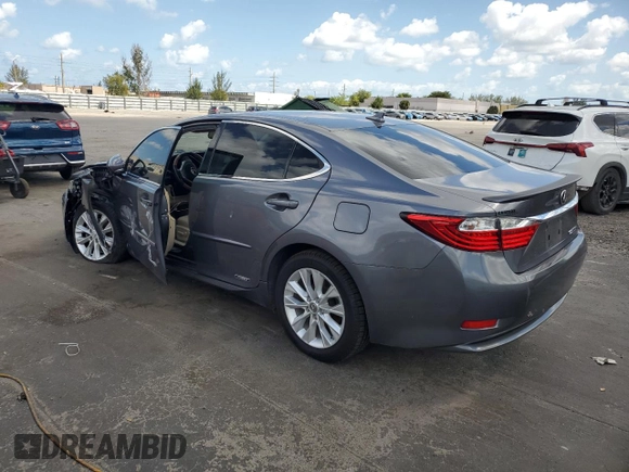 2013 Lexus ES 300h Hybrid with VIN JTHBW1GG1D2013994, listed as a Copart auction lot 53707125 with 132,013 mi miles and Salvage Title. Bid and sale history available at carsss.com. Image 2.