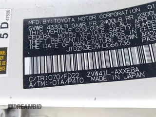 2017 Toyota Prius v Two with VIN JTDZN3EU9HJ066736, listed as a IAAI auction lot 42025100 with 89,082 mi miles. Bid and sale history available at carsss.com. Image 9.