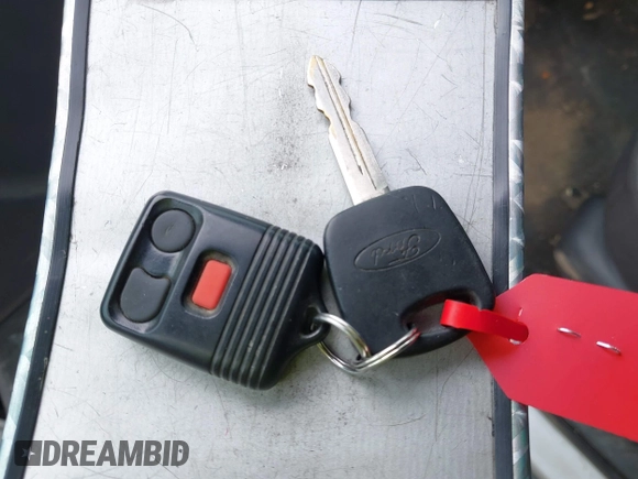 2004 Ford Escape XLS with VIN 1FMYU02104KB25647, listed as a IAAI auction lot 41916737 with 199,361 mi miles and . Bid and sale history available at DreamBid. Image 11.