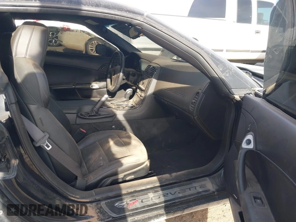 2013 Chevrolet Corvette Grand Sport 3LT с VIN 1G1YW2DW3D5100204, выставлен на аукционе IAAI как лот 41925431 с пробегом 64 962 миль миль и . История ставок и продаж доступна на DreamBid. Изображение 5.