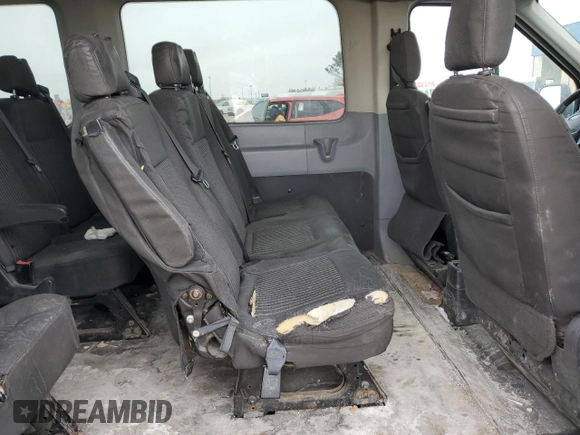 2018 Ford Transit Passenger XL z VIN 1FBAX2CM3JKA97862, wystawiony jako Copart lot #43121545 z przebiegiem 67 592 mil mil oraz Czysty tytuł • Clean title. Historia ofert i sprzedaży dostępna na DreamBid. Obrazek 11.
