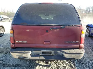 2002 Chevrolet Tahoe LT with VIN 1GNEK13Z02J300108, listed as a Copart auction lot 82101194 with 310,703 mi miles and Clean Title. Bid and sale history available at carsss.com. Image 6.