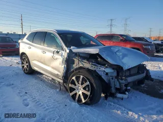 2021 Volvo XC60 Inscription with VIN YV4102RL8M1701024, listed as a Copart auction lot 45207055 with 27,107 mi miles and Salvage Title. Bid and sale history available at carsss.com. Image 4.
