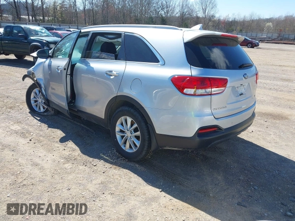 2018 Kia Sorento LX with VIN 5XYPG4A36JG420268, listed as a IAAI auction lot 41807169 with 99,272 mi miles. Bid and sale history available at carsss.com. Image 3.