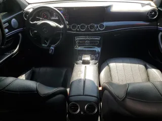2017 Mercedes-Benz E 300 Luxury with VIN WDDZF4KB9HA059121, listed as a Copart auction lot 57799615 with 167,124 mi miles and Clean title. Bid and sale history available at DreamBid. Image 8.