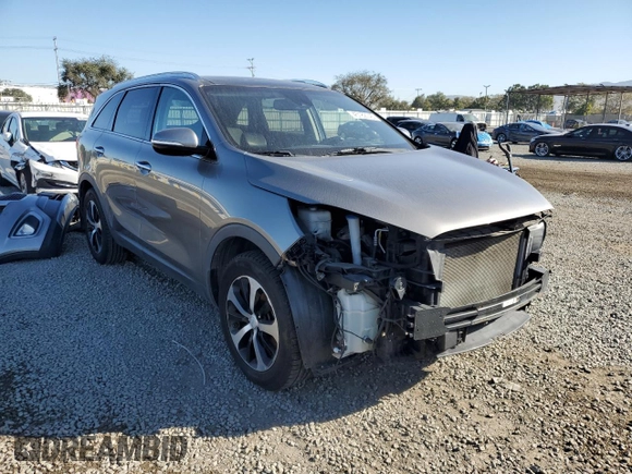 2018 Kia Sorento EX with VIN 5XYPH4A56JG355193, listed as a Copart auction lot 45182745 with 101,249 mi miles and Salvage Title. Bid and sale history available at DreamBid. Image 4.