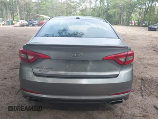 2015 Hyundai Sonata Limited with VIN 5NPE34AF3FH212491, listed as a IAAI auction lot 42195860 with 139,268 mi miles and . Bid and sale history available at carsss.com. Image 16.