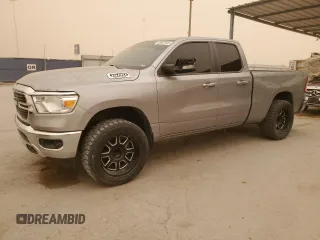 2019 Ram 1500 Big Horn z VIN 1C6RREBT7KN666108, wystawiony jako Copart lot #48067845 z przebiegiem 110 525 mil mil oraz Szkoda całkowita • Salvage title. Historia ofert i sprzedaży dostępna na DreamBid. Obrazek 1.
