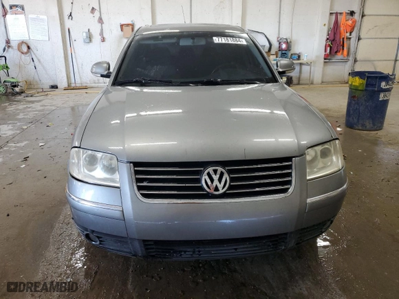 2004 Volkswagen Passat Sedan GLS with VIN WVWPE63B94P325761, listed as a Copart auction lot 77181884 with 233,864 mi miles and Salvage Title. Bid and sale history available at carsss.com. Image 5.