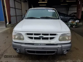 2000 Ford Explorer XLT z VIN 1FMZU73E2YZB82279, wystawiony jako Copart lot #86607864 z przebiegiem 46 620 mil mil oraz Szkody całkowita. Historia ofert i sprzedaży dostępna na DreamBid. Obrazek 5.