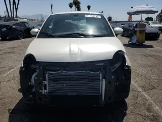 2017 FIAT 500e with VIN 3C3CFFGE6HT565405, listed as a Copart auction lot 61465715 with 39,088 mi miles and Salvage title. Bid and sale history available at DreamBid. Image 5.