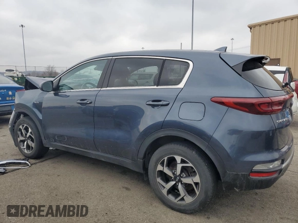 2022 Kia Sportage LX with VIN KNDPMCAC6N7973427, listed as a Copart auction lot 44967555 with 30,143 mi miles and Salvage Title. Bid and sale history available at carsss.com. Image 2.