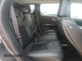 2020 Jeep Cherokee Altitude z VIN 1C4PJMLX1LD500337, wystawiony jako Copart lot #59672395 z przebiegiem 168 344 mil mil oraz Szkoda całkowita • Salvage title. Historia ofert i sprzedaży dostępna na DreamBid. Obrazek 11.