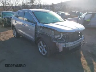 2017 Lincoln MKC Premiere with VIN 5LMCJ1D93HUL62135, listed as a IAAI auction lot 41772908 with 110,849 mi miles. Bid and sale history available at carsss.com. Image 1.