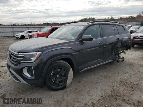 2024 Volkswagen Atlas Peak Edition SEL with VIN 1V2GR2CA9RC582274, listed as a Copart auction lot 79362524 with 1,619 mi miles and Salvage title. Bid and sale history available at DreamBid. Image 1.