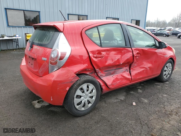 2013 Toyota Prius c One with VIN JTDKDTB37D1557512, listed as a Copart auction lot 47567035 with 144,719 mi miles and Salvage Title. Bid and sale history available at carsss.com. Image 3.