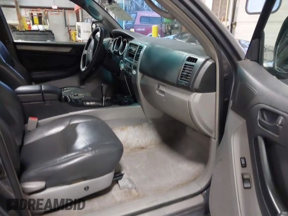 2005 Toyota 4Runner SR5 with VIN JTEBT14R250046012, listed as a IAAI auction lot 41227904 with 261,100 mi miles and . Bid and sale history available at DreamBid. Image 5.