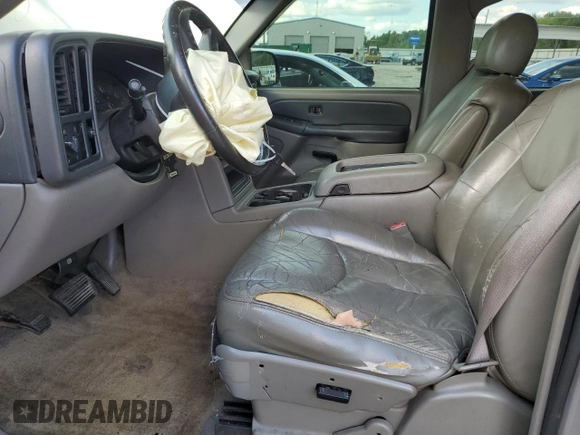 2003 Chevrolet Tahoe LS with VIN 1GNEK13Z83J187025, listed as a Copart auction lot 70241744 with 261,383 mi miles and Salvage Title. Bid and sale history available at carsss.com. Image 7.