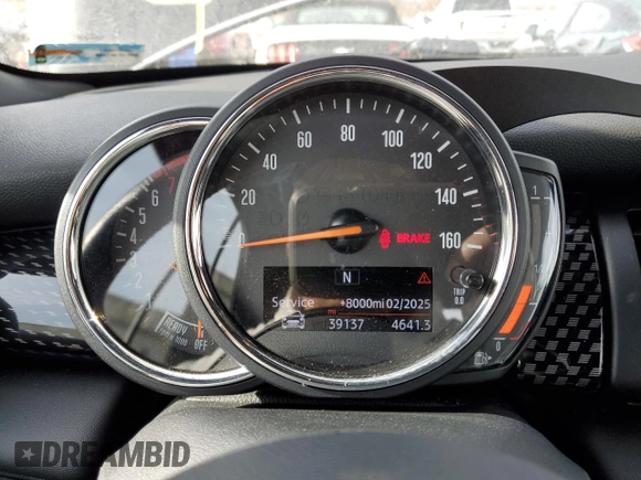 2019 MINI Convertible Cooper S с VIN WMWWG9C57K3D22847, выставлен на аукционе Copart как лот 83227504 с пробегом 39 137 миль миль и Списание • Salvage title. История ставок и продаж доступна на DreamBid. Изображение 9.