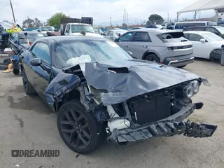 2019 Dodge Challenger SXT с VIN 2C3CDZAG4KH529276, выставлен на аукционе IAAI как лот 42105546 с пробегом 66 548 миль миль и . История ставок и продаж доступна на DreamBid. Изображение 1.