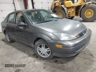 2003 Ford Focus SE with VIN 1FAFP34333W164636, listed as a IAAI auction lot 41412000 with 175,276 mi miles and . Bid and sale history available at carsss.com. Image 1.