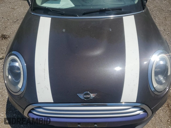 2015 MINI Hardtop 4 Door z VIN WMWXS5C53FT833759, wystawiony jako Copart lot #62146775 z przebiegiem Nie podano mil oraz Czysty tytuł • Clean title. Historia ofert i sprzedaży dostępna na DreamBid. Obrazek 11.