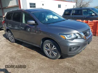 2019 Nissan Pathfinder SL z VIN 5N1DR2MM8KC588632, wystawiony jako IAAI lot #42080142 z przebiegiem 60 451 mil mil oraz . Historia ofert i sprzedaży dostępna na DreamBid. Obrazek 1.