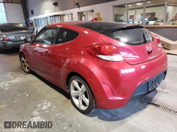 2015 Hyundai Veloster with VIN KMHTC6AD1FU228644, listed as a Copart auction lot 70176233 with 117,359 mi miles. Bid and sale history available at carsss.com. Image 2.