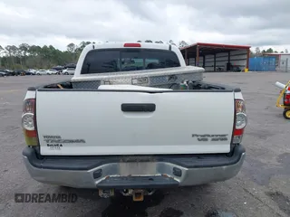 2011 Toyota Tacoma PreRunner with VIN 3TMJU4GN0BM110662, listed as a IAAI auction lot 41761065 with 237,068 mi miles and . Bid and sale history available at DreamBid. Image 16.