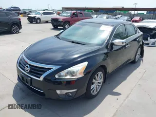 2015 Nissan Altima 2.5 z VIN 1N4AL3AP7FN884738, wystawiony jako IAAI lot #42050899 z przebiegiem 106 111 mil mil oraz . Historia ofert i sprzedaży dostępna na DreamBid. Obrazek 2.