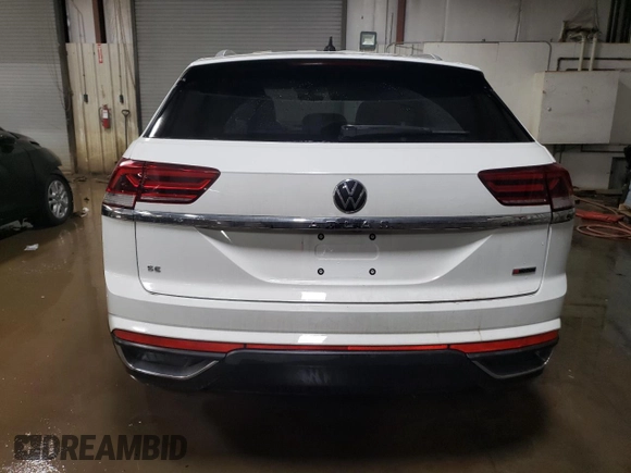 2022 Volkswagen Atlas SE with VIN 1V2LC2CA8NC211729, listed as a Copart auction lot 87927105 with 41,988 mi miles and Salvage title. Bid and sale history available at DreamBid. Image 6.