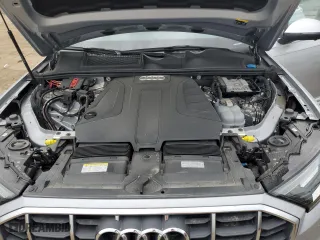 2022 Audi Q7 Premium with VIN WA1AJBF77ND012075, listed as a Copart auction lot 54492975 with 39,050 mi miles and Clean Title. Bid and sale history available at carsss.com. Image 12.