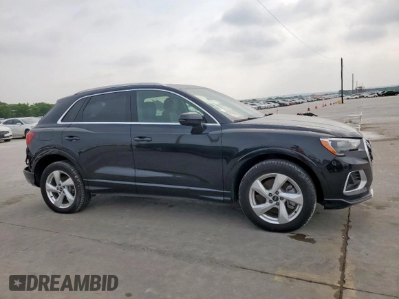 2021 Audi Q3 Premium z VIN WA1AUCF33M1058867, wystawiony jako Copart lot #56708705 z przebiegiem 55 658 mil mil oraz Szkoda całkowita • Salvage title. Historia ofert i sprzedaży dostępna na DreamBid. Obrazek 4.