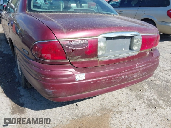 2002 Buick LeSabre Custom with VIN 1G4HP54K324137884, listed as a IAAI auction lot 42143143 with 178,405 mi miles and . Bid and sale history available at carsss.com. Image 6.