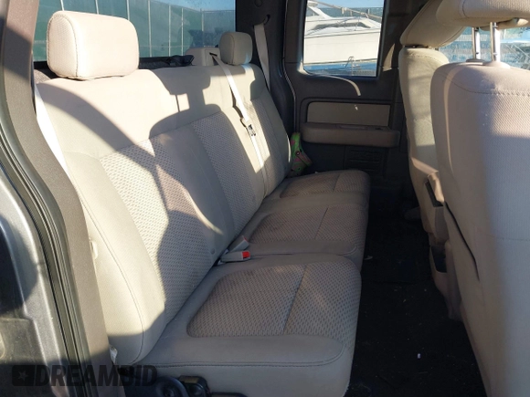 2009 Ford F-150 XL with VIN 1FTPX14V49FA37682, listed as a IAAI auction lot 41589752 with 176,691 mi miles. Bid and sale history available at carsss.com. Image 8.