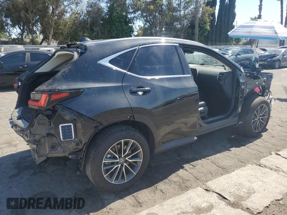 2024 Lexus NX 350h Premium z VIN JTJGKCEZ0R2032866, wystawiony jako Copart lot #57573595 z przebiegiem 14 756 mil mil oraz Czysty tytuł • Clean title. Historia ofert i sprzedaży dostępna na DreamBid. Obrazek 3.