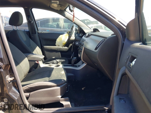 2008 Ford Focus SE with VIN 1FAHP35N78W262939, listed as a IAAI auction lot 41655534 with 274,086 mi miles. Bid and sale history available at carsss.com. Image 5.